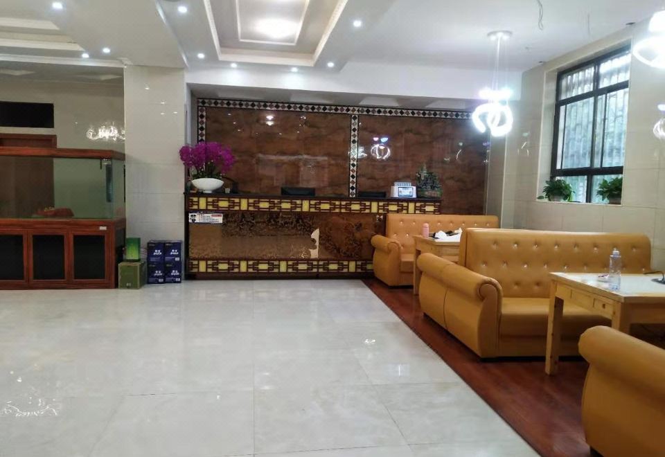  Hotel Overview