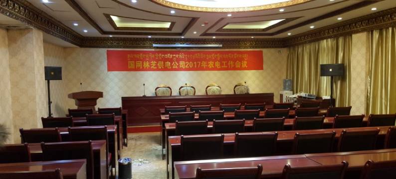 工布江达蓝天大酒店图片