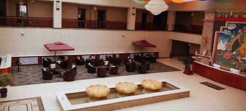 玛多云丹康赛大酒店图片