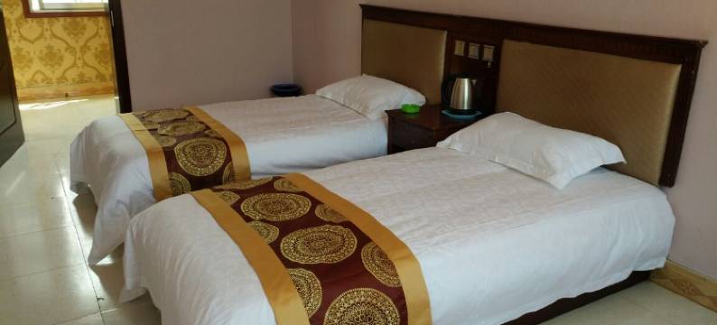 临潭洪和酒店二部图片