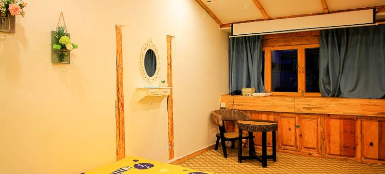 丽江边城青年青旅图片