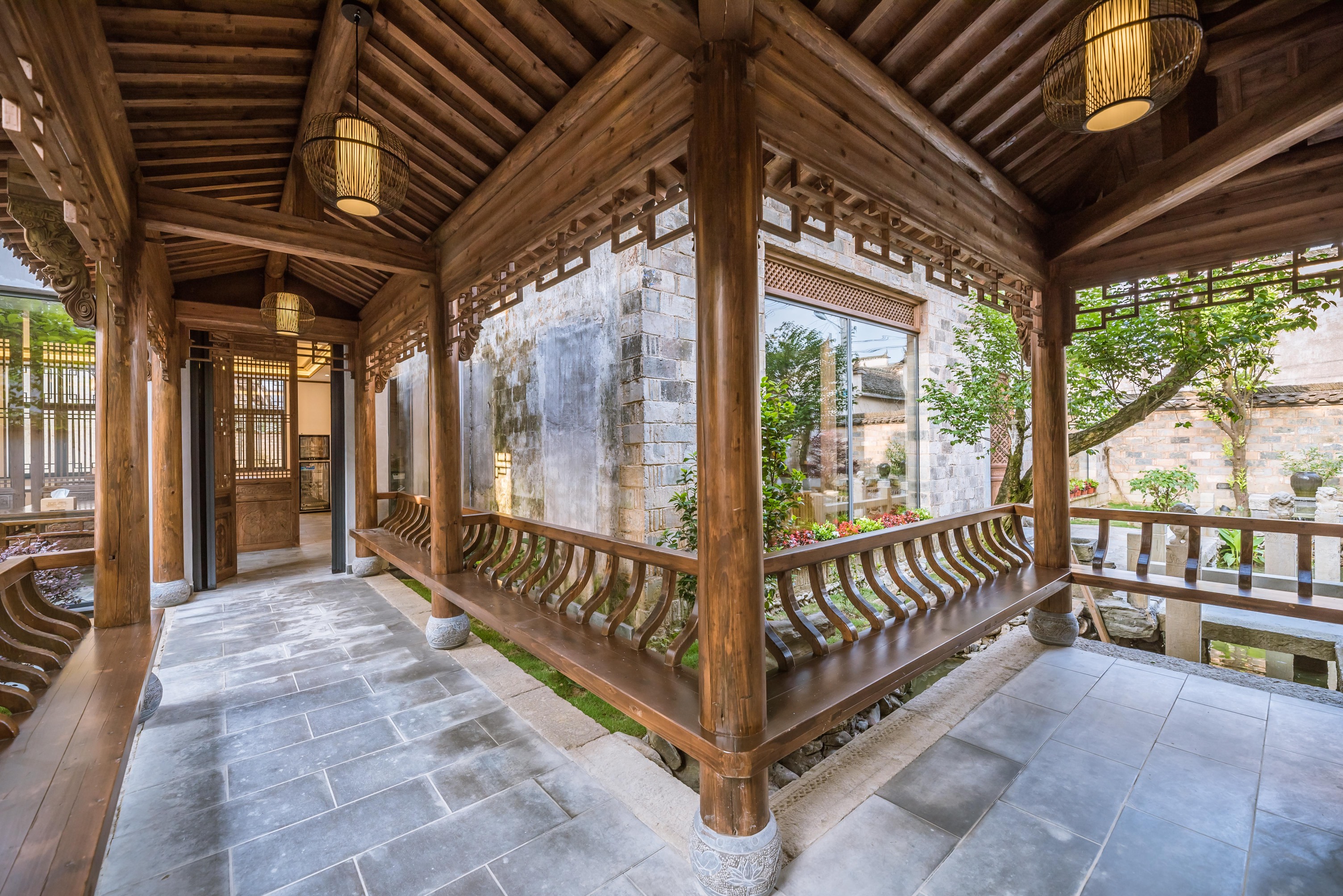 Moji Boutique Hotel Over view