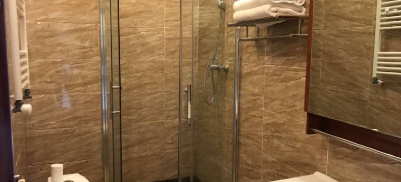 重庆卧龙居山庄图片