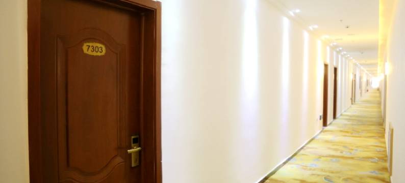 万家港湾连锁酒店(石家庄体育北大街保利广场店)图片