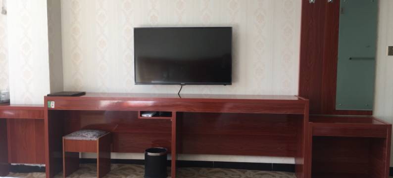 镇坪喜悦酒店图片