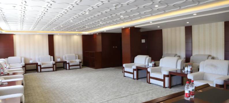 达日桑周虎顶大酒店图片