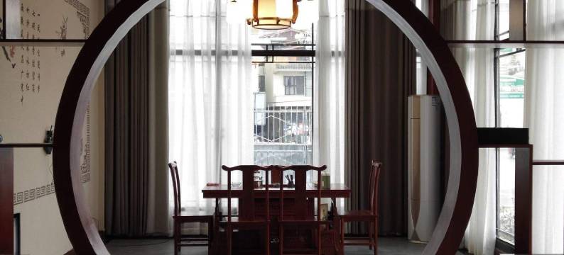 沁香居民宿(荔波高铁站店)图片