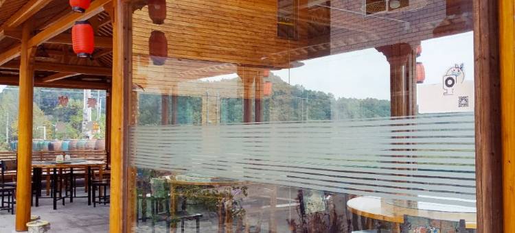 宁国原食农舍落羽杉驿栈图片