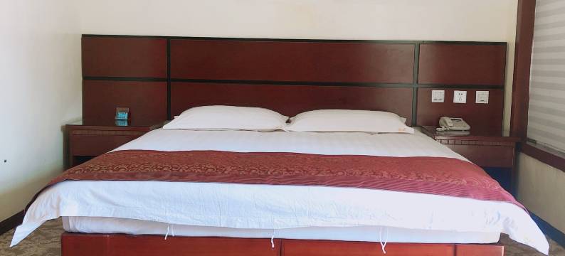 云龙白云宾馆图片