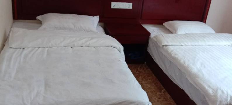 芒康云南宾馆图片