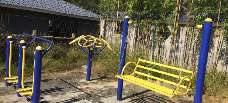 井冈山红火炬青少年研学拓展基地图片