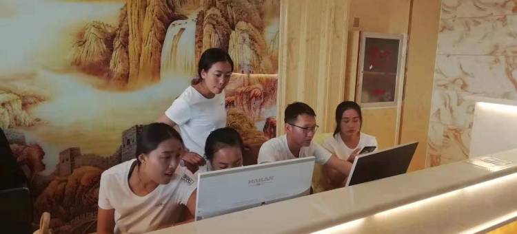 右玉客福隆商务酒店图片