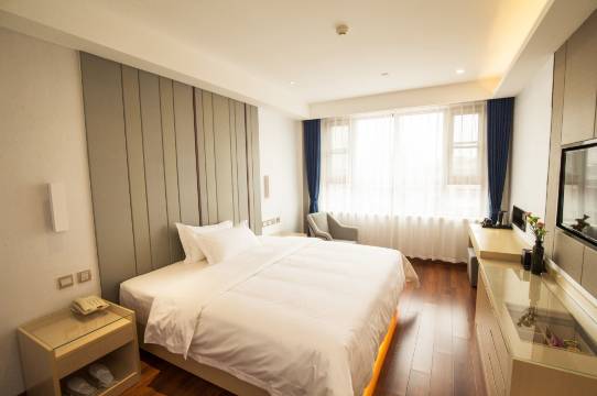 华贸商务酒店(衡水湖店)