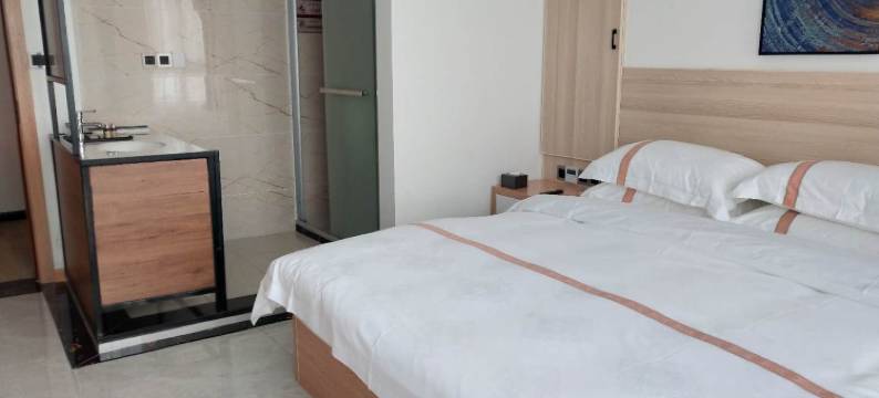 遵义欣诚酒店(鸭溪镇府子尹广场店)图片