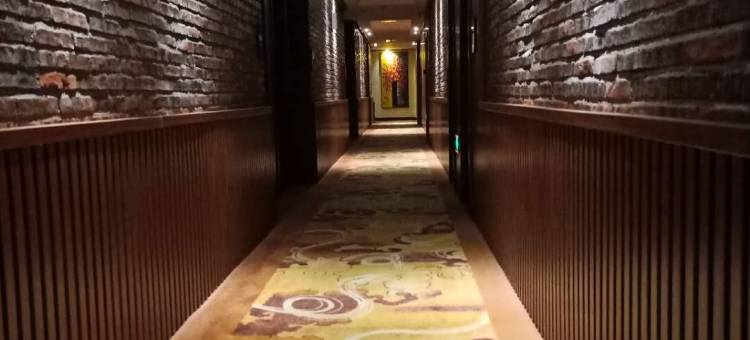 长沙源主题酒店(望城区步行街店)图片