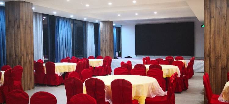 中联大酒店图片