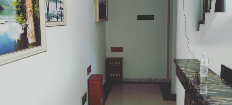 喀纳斯鸿瑞山庄(贾登峪店)图片