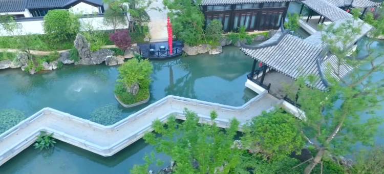 梓山湖江南里图片