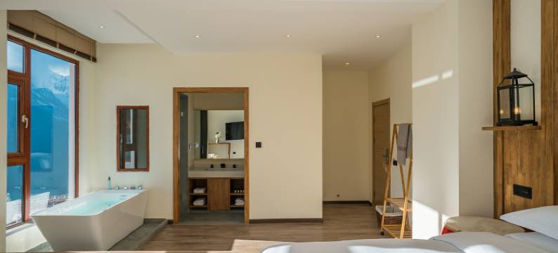 德钦雪龙·梅里逸居酒店图片