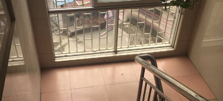佛山铭鑫公寓(平东村季华园地铁站店)图片