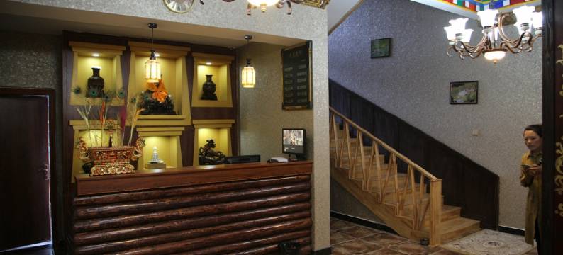 新龙雅砻江大酒店图片