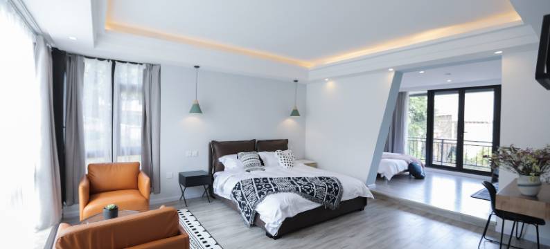 弥勒有明山舍民宿(湖泉水乡店)图片