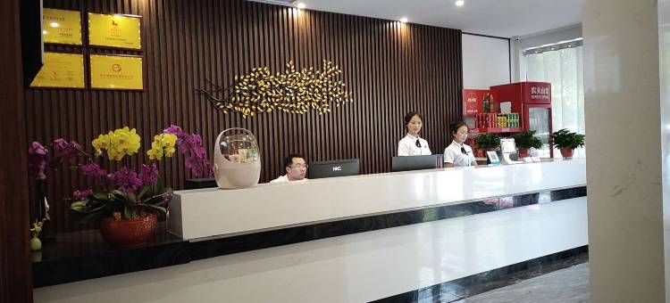 吉楚酒店(容城镇监利一中店)图片