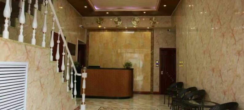 塔河鸿源宾馆图片