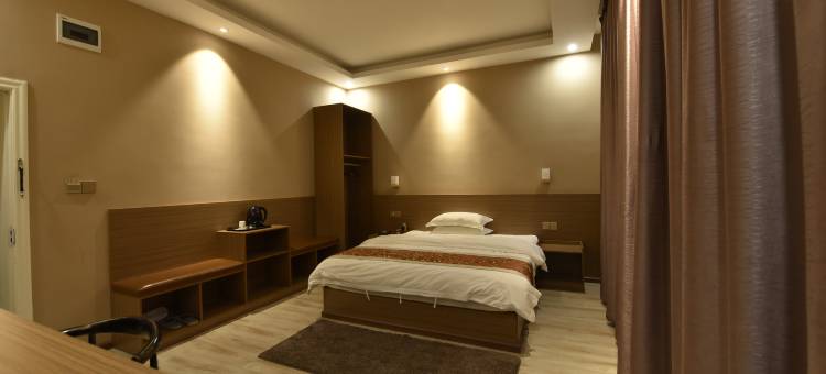 凤山佰诗曼精品酒店图片