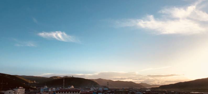 达日桑周虎顶大酒店图片