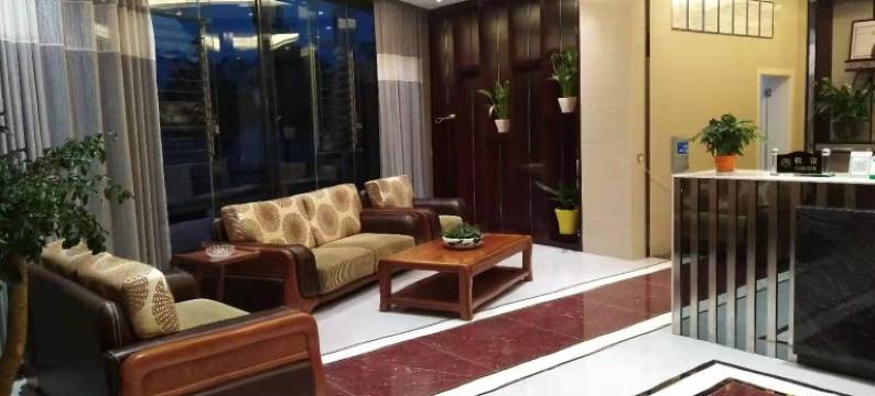 鲁甸宏尊酒店图片