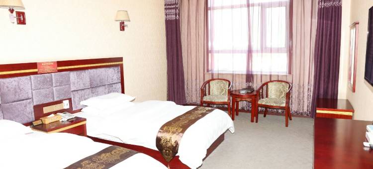 班玛红色教育宾馆图片