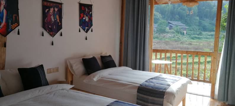 通道侗境乡居荷舍图片