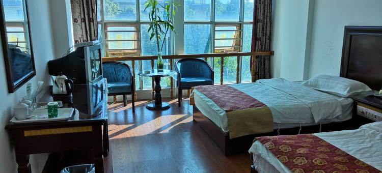 洱源粮油宾馆图片