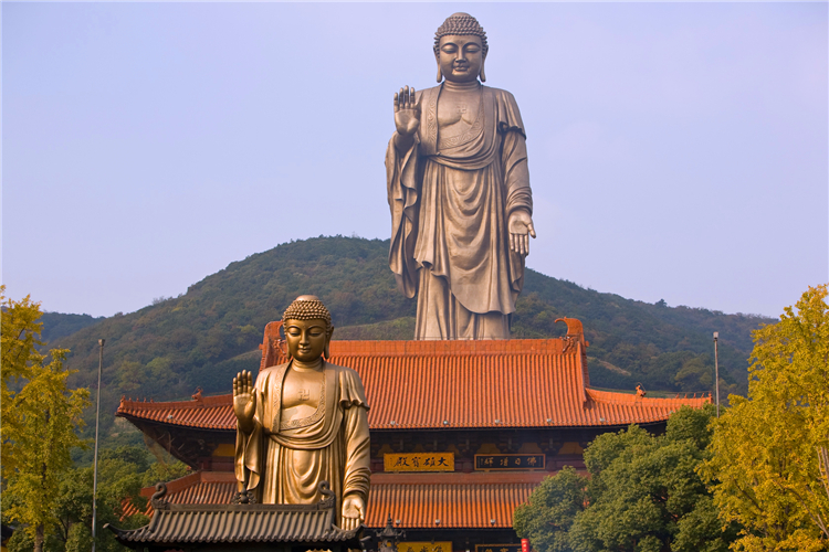 广西灵山经济总量_广西灵山高速口图片(3)