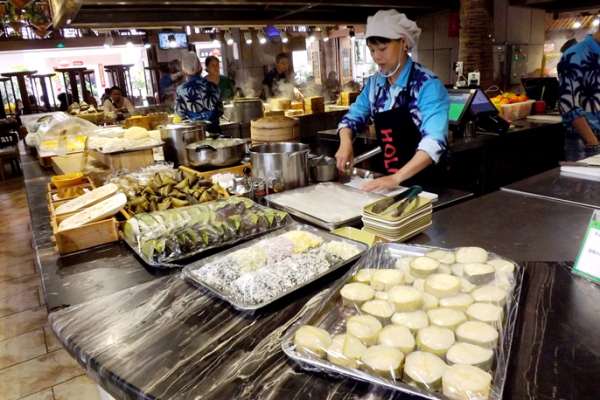 三亚+分界洲+亚龙湾+南山寺4日3晚跟团游·吃