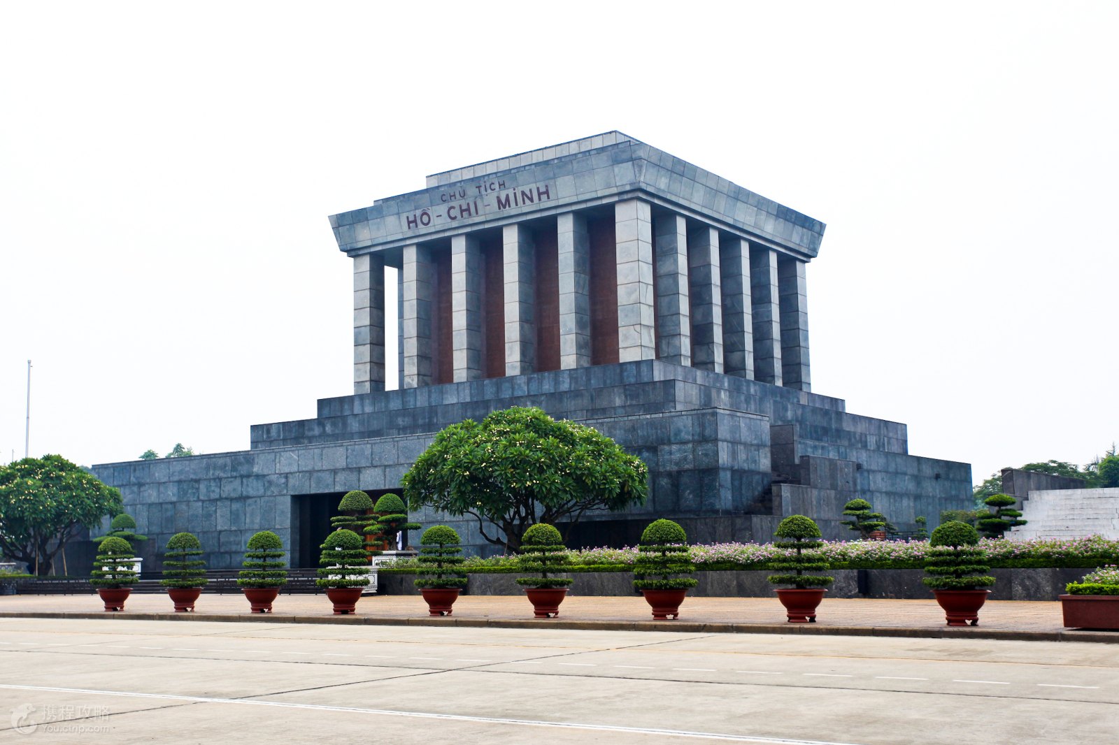 越南简介- 1)语言:越南通用越