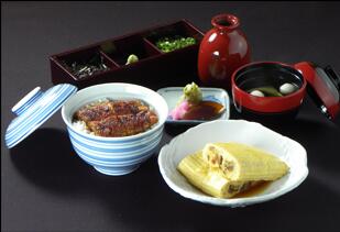 美食之旅·日本大阪+奈良+京都+名古屋+富士