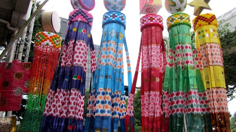 笑顔広がるおうちｄｅ花火 第52回仙台七夕花火祭