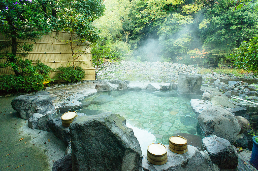 日本静冈县+东京都+大阪府6日5晚跟团游·亲