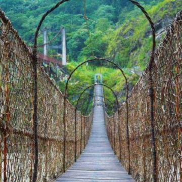 林芝+波密+墨脱+米堆冰川+来古冰川+果果塘大拐弯6日5晚拼小团