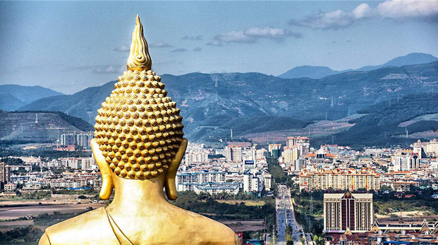 西双版纳人口_西双版纳风景图片