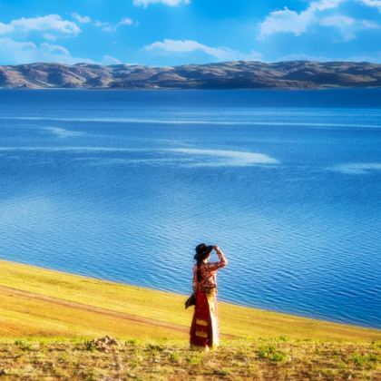 拉萨+日喀则+布达拉宫+大昭寺+羊卓雍错+卡若拉冰川+珠峰大本营+纳木措景区7日6晚拼小团