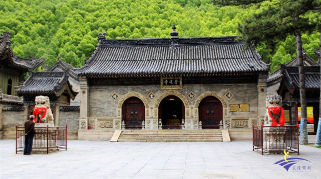 五台山2日1晚跟团游(3钻)·【2018暑期祈福】宿4星·拜五爷·品素斋