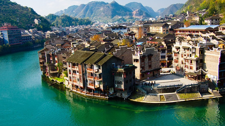 贵阳 荔波 镇远 西江千户苗寨 黄果树瀑布6日自由行·【走遍经典&自由