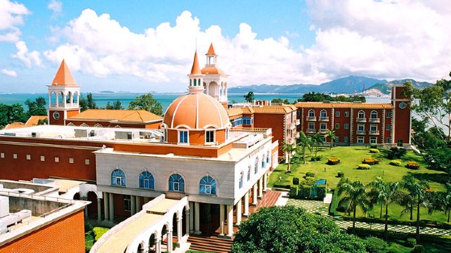 厦门+鼓浪屿+泉州+漳州5日4晚跟团游·年夜饭+世遗三城+全程20人团 鼓浪屿+云水谣土楼+西街+蟳埔簪花 明珠塔or帆船2选1 