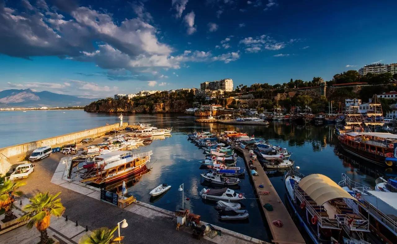 土耳其伊斯坦布尔+恰纳卡莱+库萨达斯+棉花堡