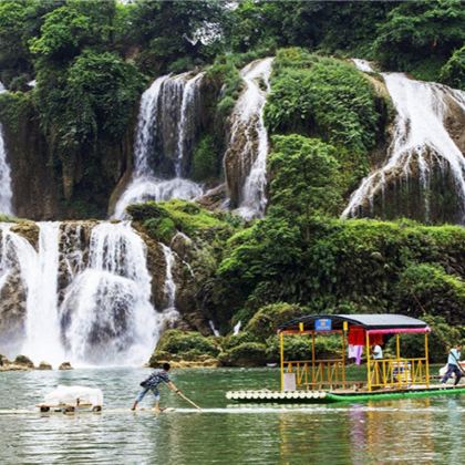 广西南宁+巴马+德天跨国瀑布景区+通灵峡谷3日2晚跟团游