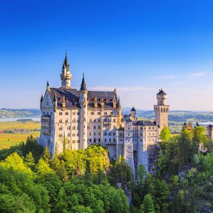 德国柏林+维尔茨堡+海德堡+斯图加特+慕尼黑12日9晚私家团