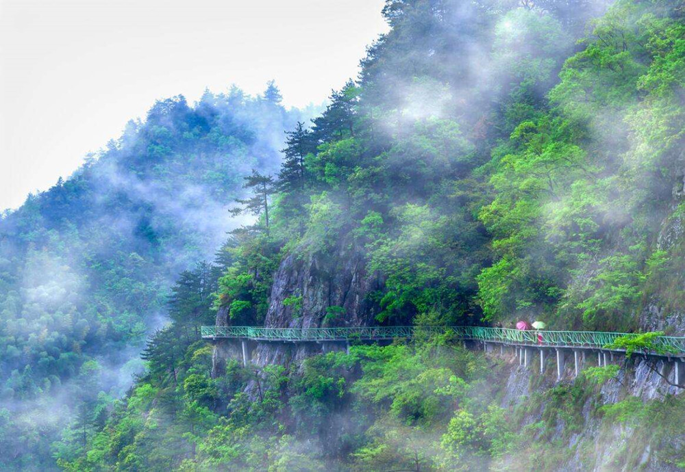 徒步登山·挑战华东第一玻璃桥 徒步鞍顶山